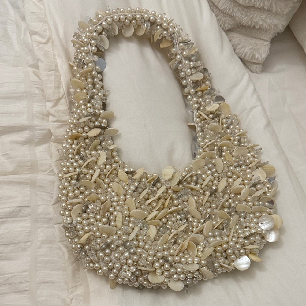 Elegant Pearl and Shell Women's Bag